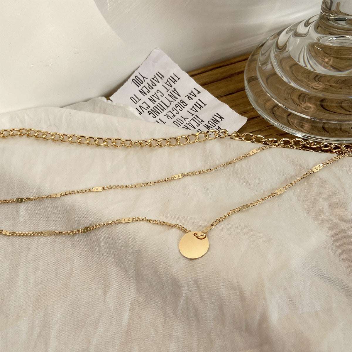 Vrouwen meerlaagse ketting in modieuze schijf hanger sleutelbeen ketting kettingen persoonlijkheid sieraden Nexora Store