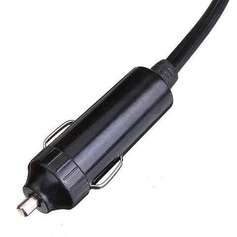 Zwarte draagbare voorruitontdooier met 12V kabel voor auto, compact ontwerp, 150W power.