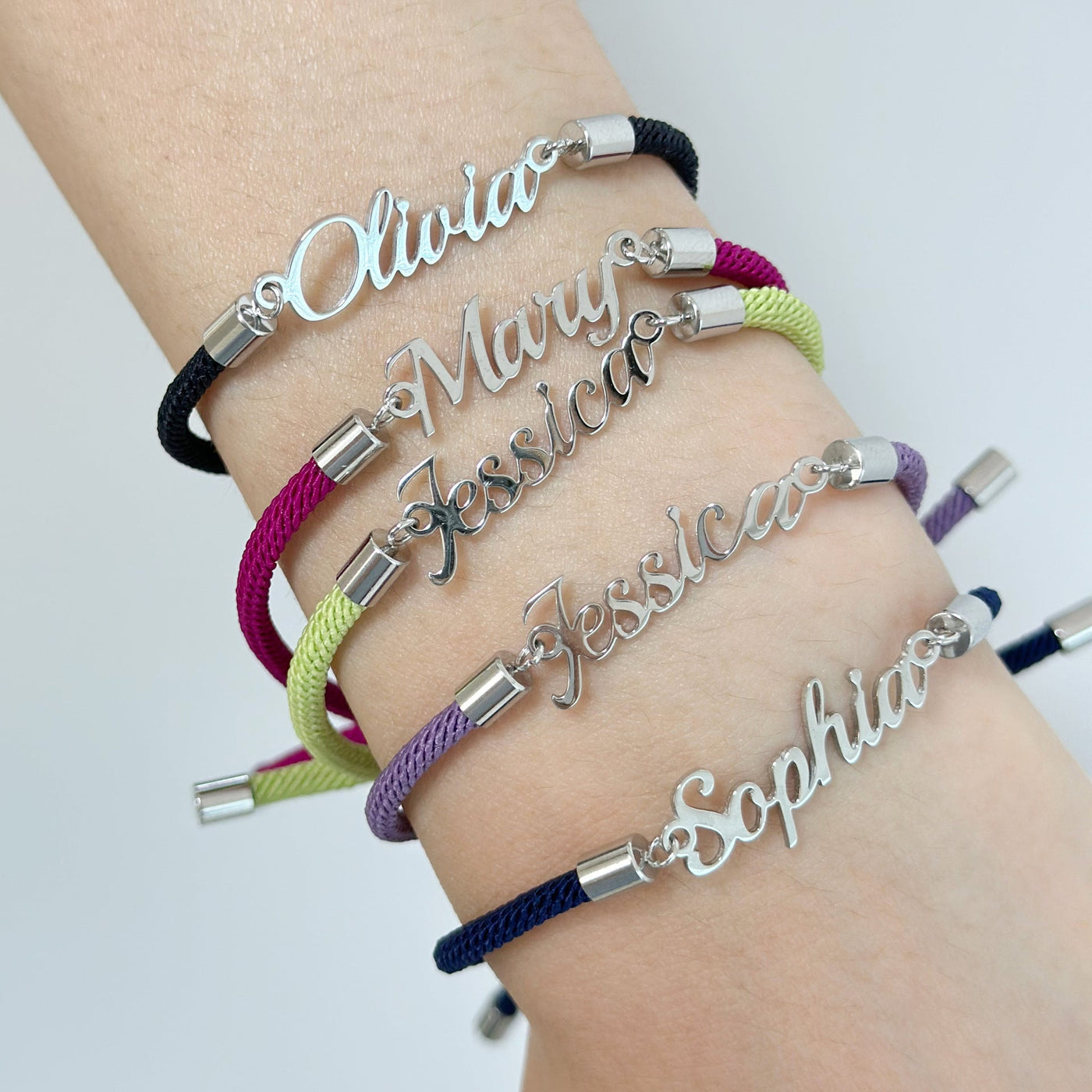 Gepersonaliseerde kleurrijke touwketting met aangepaste naamarmband, gepersonaliseerde verstelbare naamsieraden voor meisjes Nexora Store