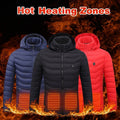Elektrische verwarmde jas met capuchon in zwart, blauw en rood, ontworpen voor warmte en comfort tijdens het skiën.