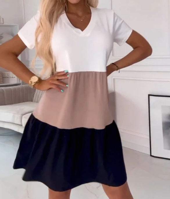 Korte jurk met stiksels en geplooide zakken voor dames Nexora Store