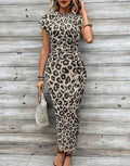 Elegante gestreepte jurk met tailleband, ronde hals, korte mouwen en lang patroon Nexora Store