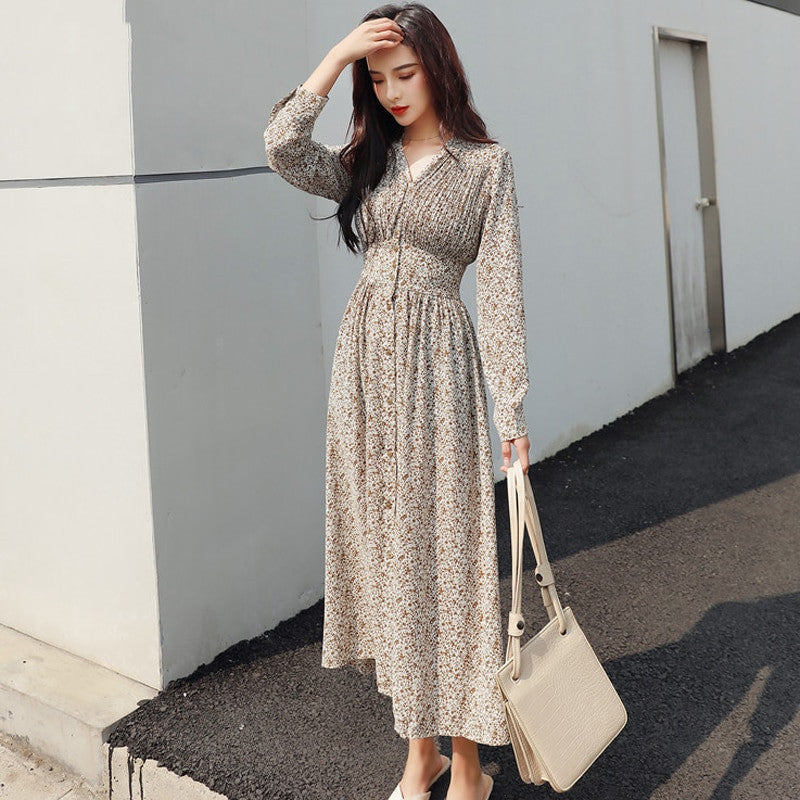 V-hals jurk met bloemenprint en lange mouwen Nexora Store