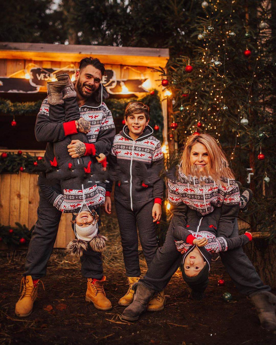 Ouder-kind thuiskleding pyjama in grijs polyester sportieve stijl, comfortabele eenheidspyjama voor ouders en kinderen