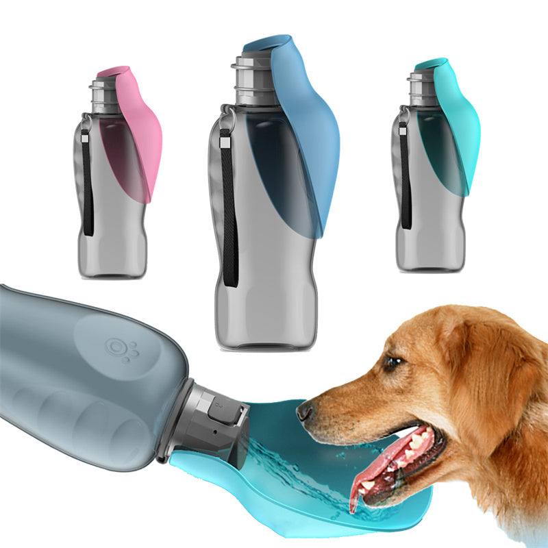 Draagbare waterfles voor honden met opvouwbare drinkbak, lekvrij en hoge capaciteit, geschikt voor buitengebruik.